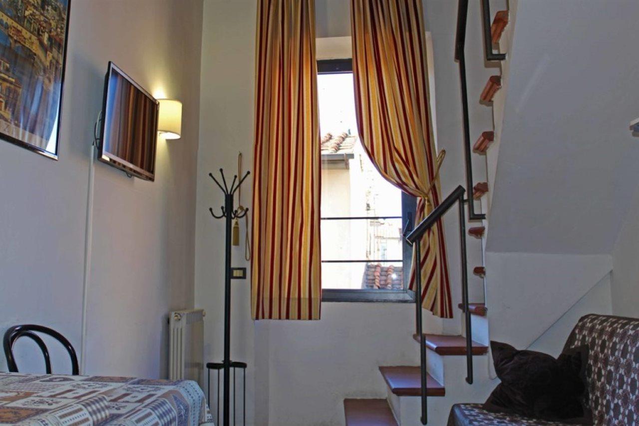 Max Apartments Firenze Bagian luar foto